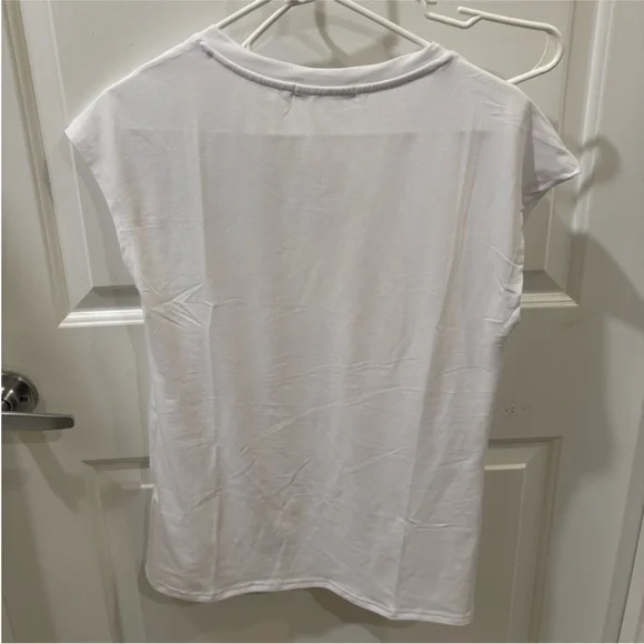 NWT White V-Neck Short Sleeve Basic Tee XS - Picture 3 of 4